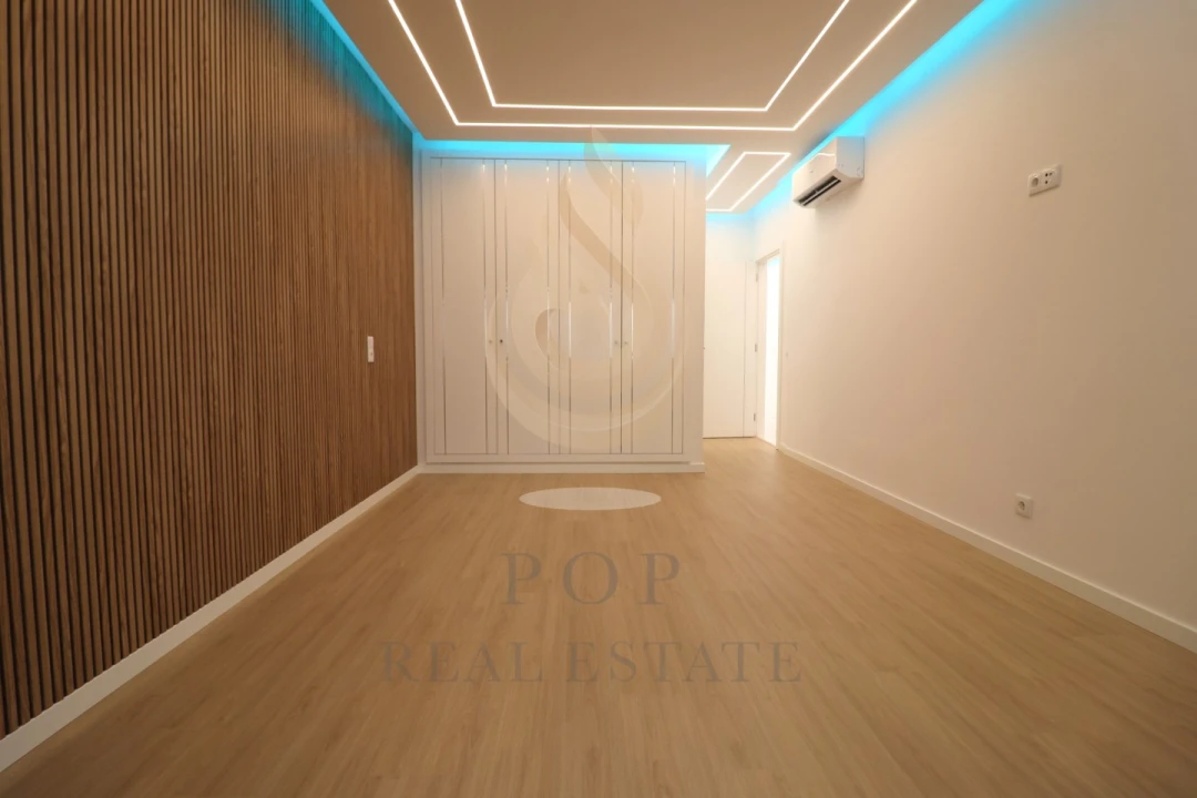 Apartamento T3 para Venda em Quarteira Foto 19