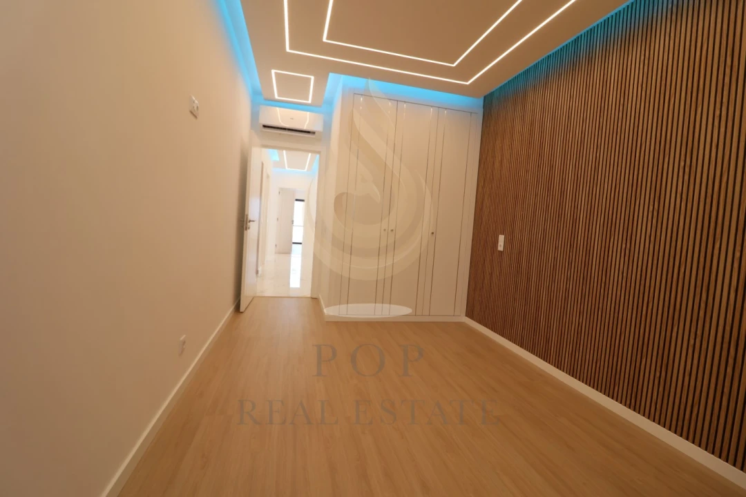 Apartamento T3 para Venda em Quarteira Foto 24