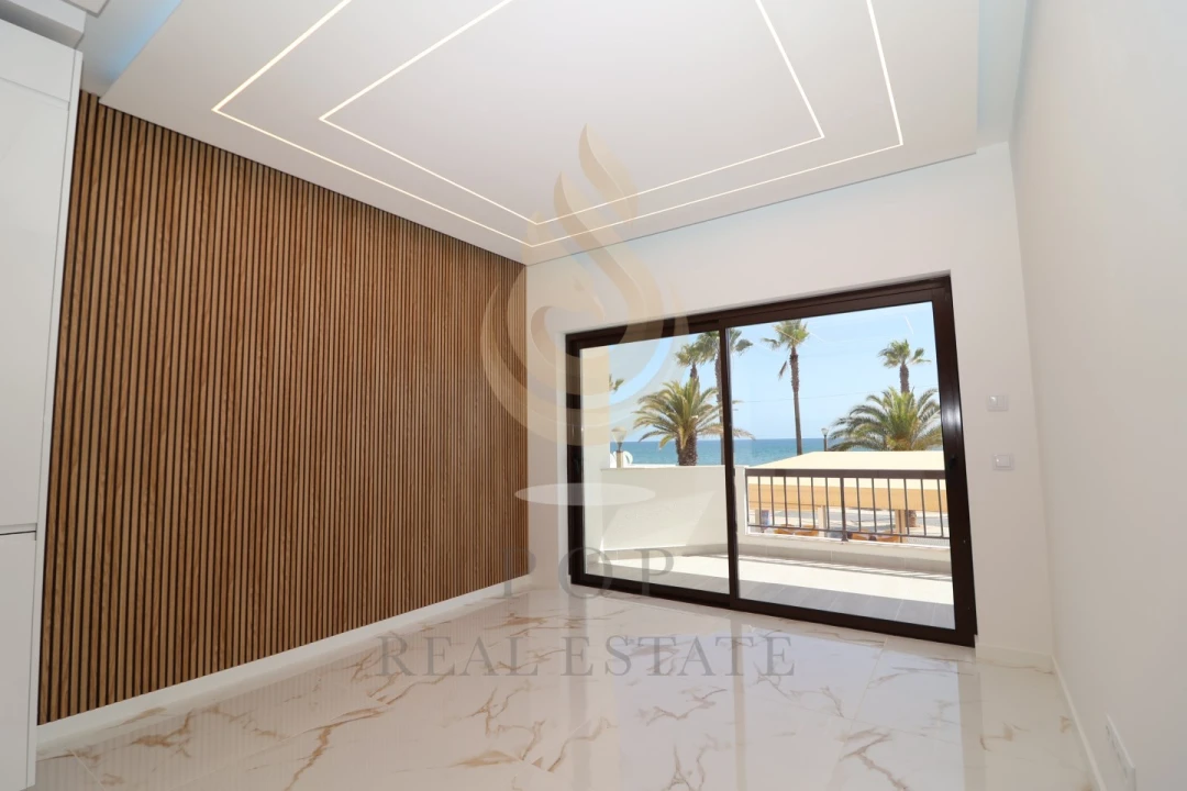 Apartamento T3 para Venda em Quarteira Foto 4