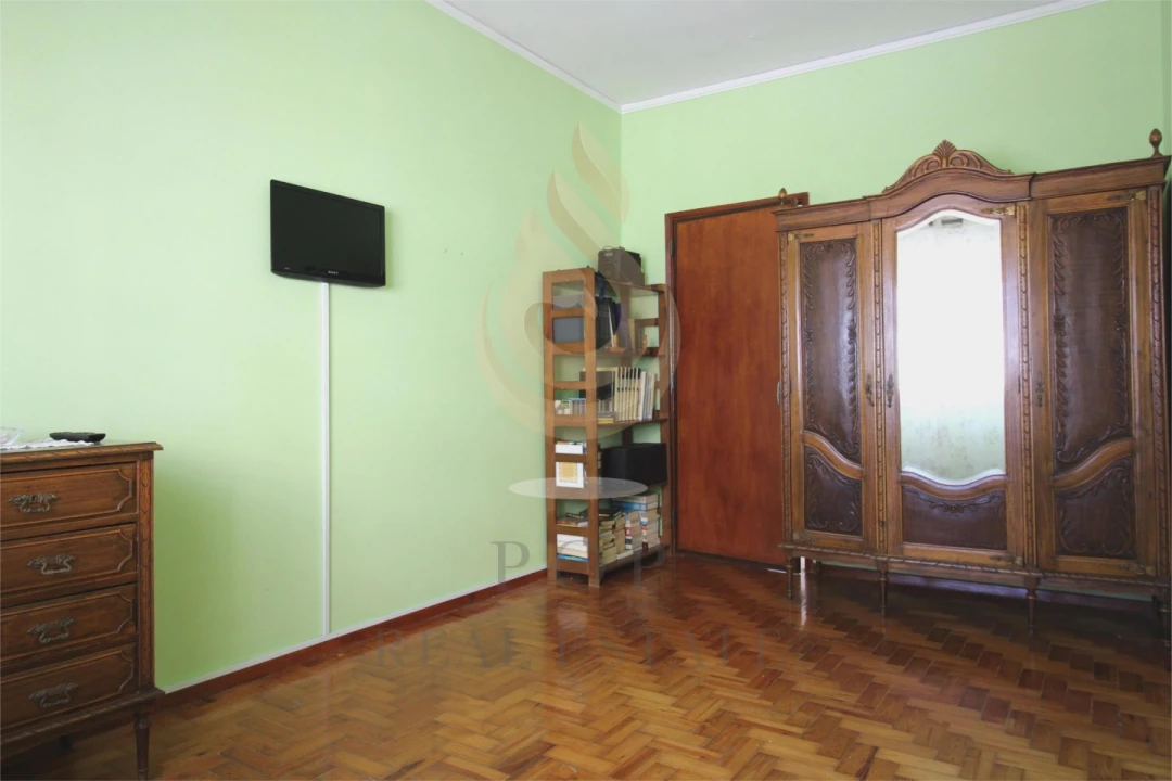 Apartamento T2 para Venda em Faro (Sé e São Pedro) Foto 5