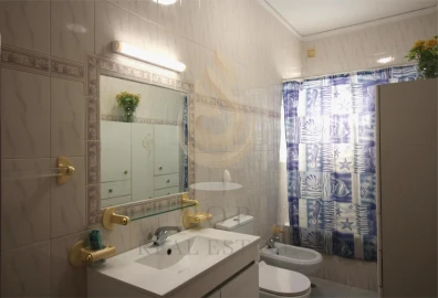 Apartamento T2 para Venda em Faro (Sé e São Pedro)