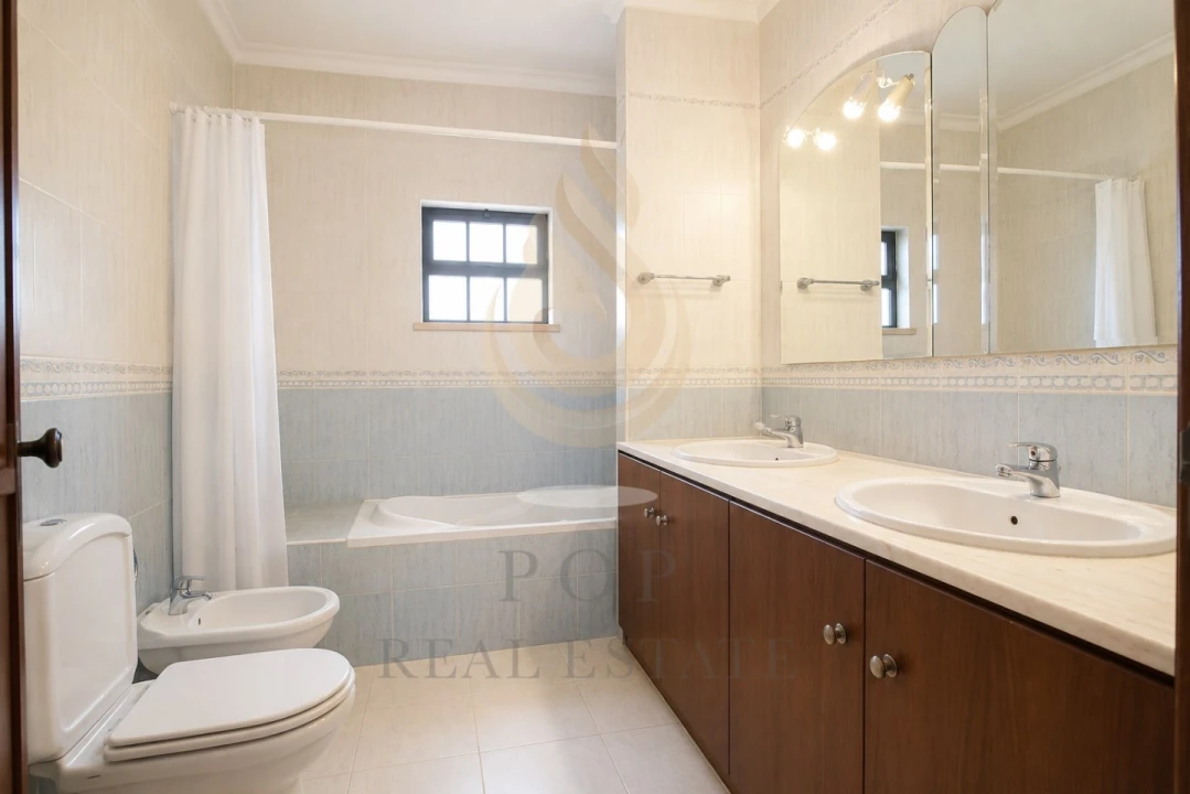 Moradia T5 para Venda em Conceição e Estoi Foto 6