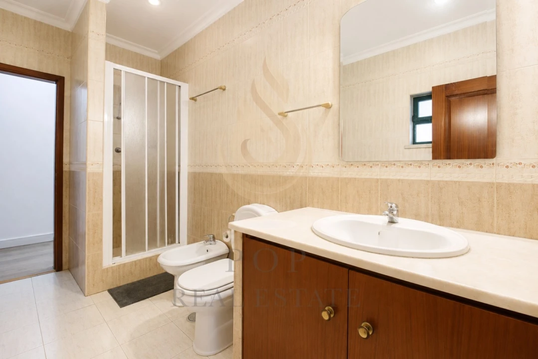 Moradia T5 para Venda em Conceição e Estoi Foto 10