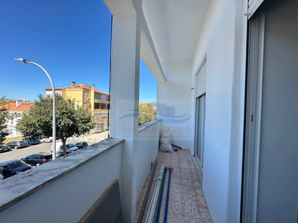 Apartamento T2 para Venda em Venteira Foto 1