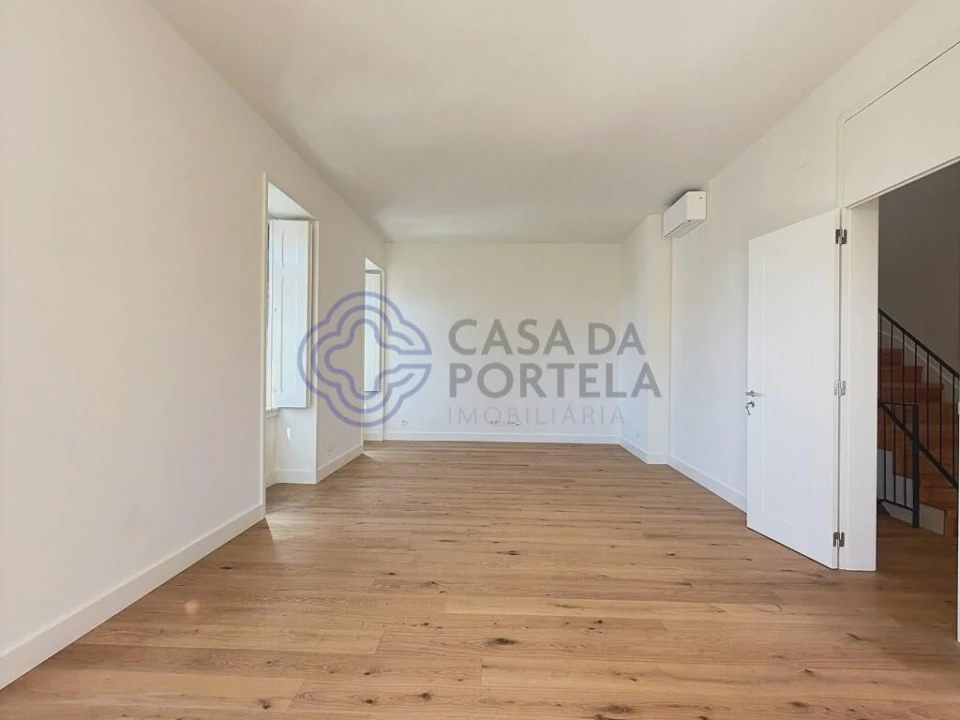 Moradia T4 para Venda em Oeiras e São Julião da Barra, Paço de Arcos e Caxias Foto 6