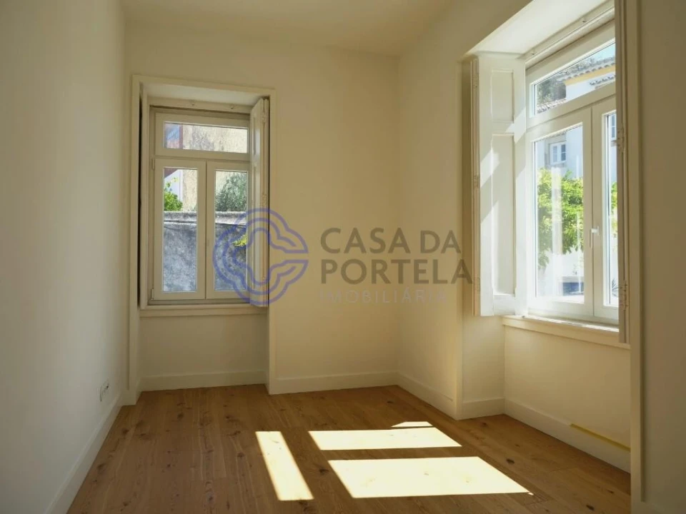Moradia T4 para Venda em Oeiras e São Julião da Barra, Paço de Arcos e Caxias Foto 9