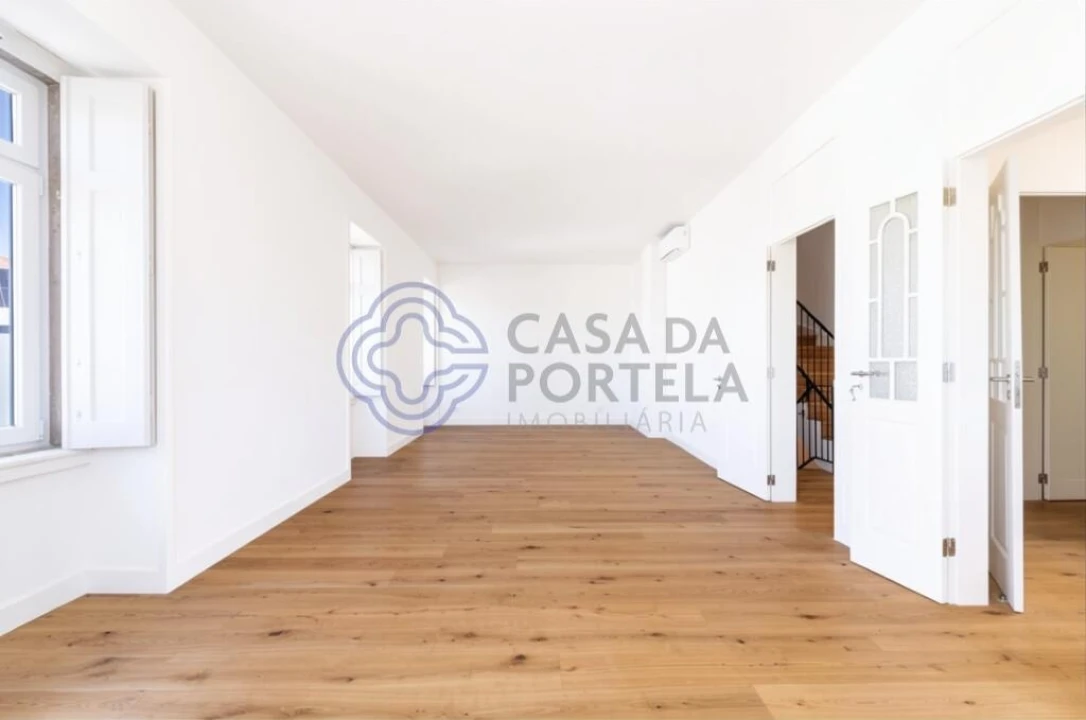 Moradia T4 para Venda em Oeiras e São Julião da Barra, Paço de Arcos e Caxias Foto 5