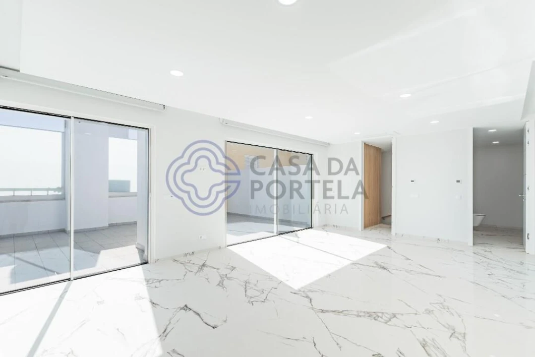 Apartamento T4 para Venda em Lagos (São Sebastião e Santa Maria) Foto 30