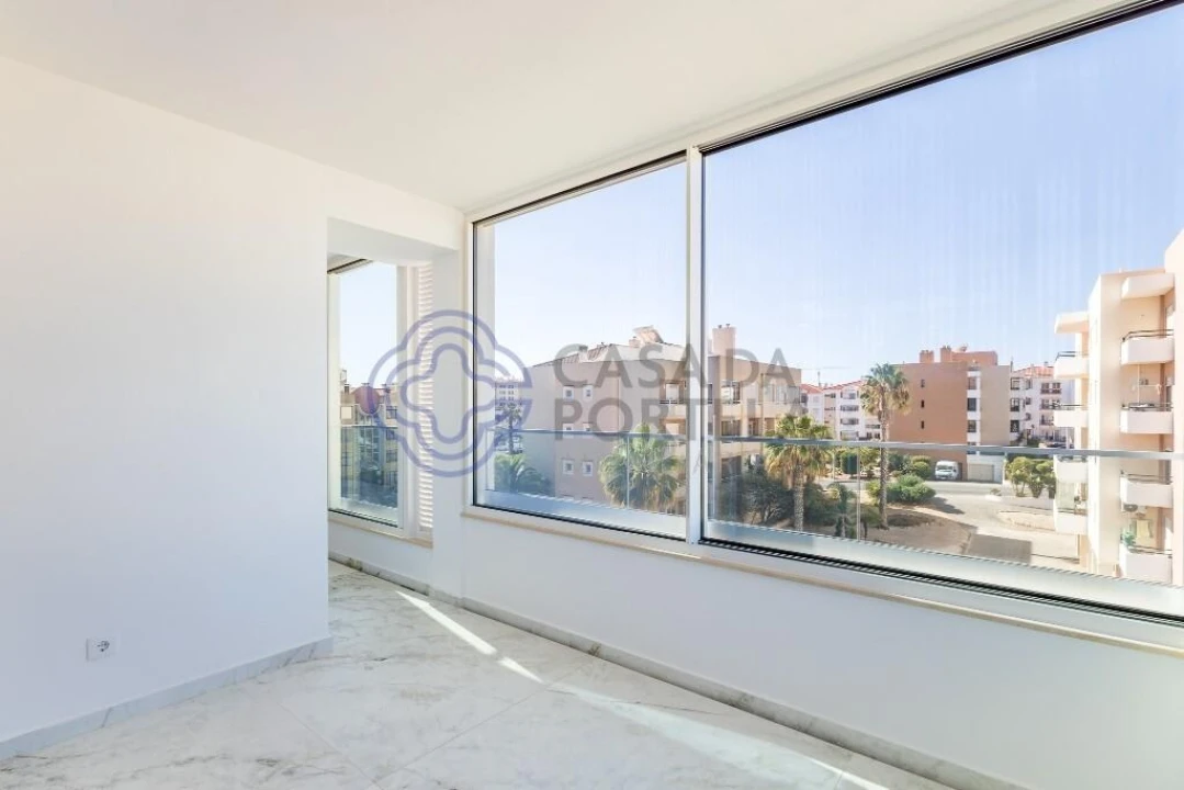 Apartamento T4 para Venda em Lagos (São Sebastião e Santa Maria) Foto 16