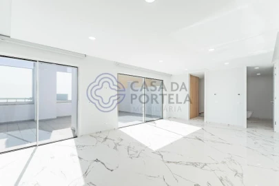 Apartamento T4 para Venda em Lagos (São Sebastião e Santa Maria)