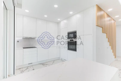 Apartamento T4 para Venda em Lagos (São Sebastião e Santa Maria)