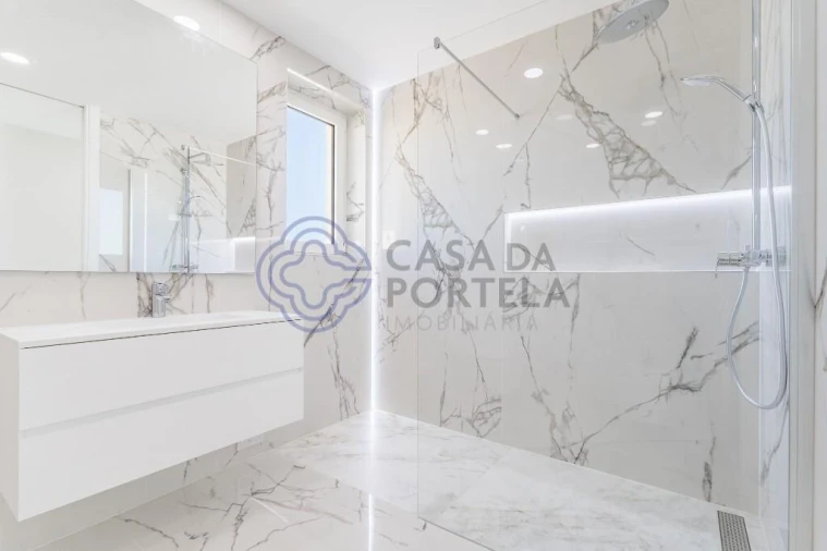 Apartamento T4 para Venda em Lagos (São Sebastião e Santa Maria) Foto 26