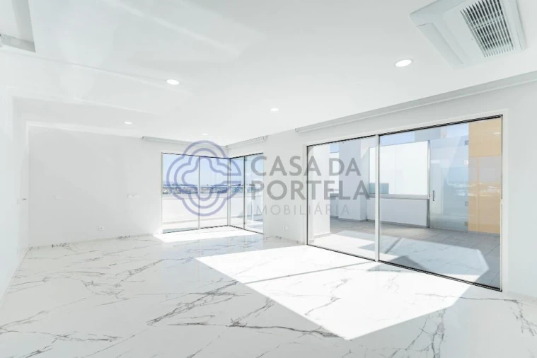 Apartamento T4 para Venda em Lagos (São Sebastião e Santa Maria) Foto 29