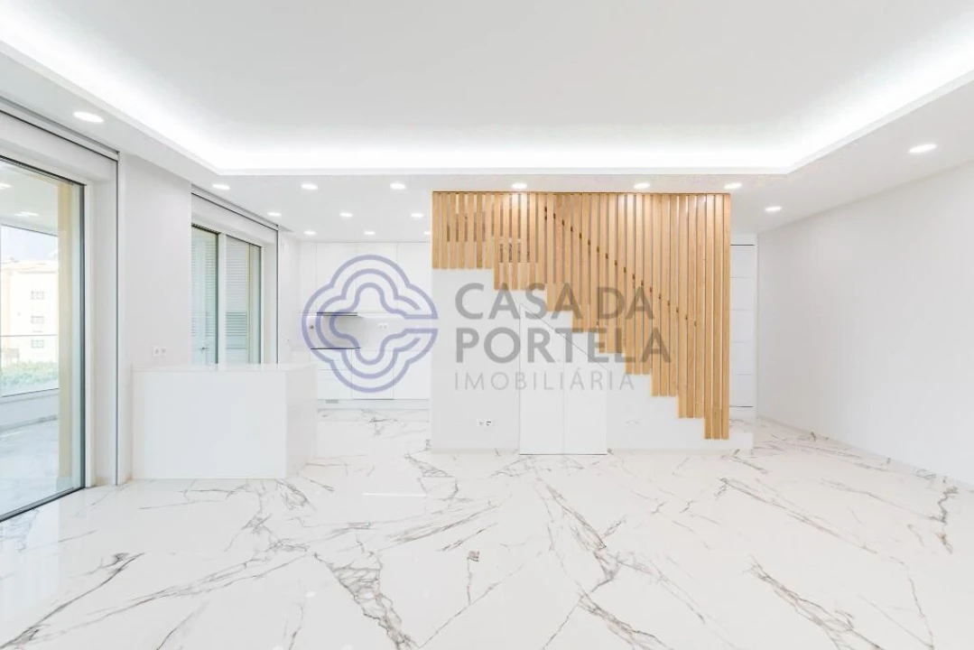 Apartamento T4 para Venda em Lagos (São Sebastião e Santa Maria) Foto 6