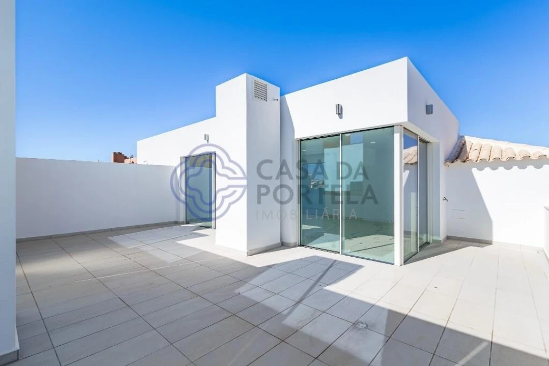 Apartamento T4 para Venda em Lagos (São Sebastião e Santa Maria) Foto 34