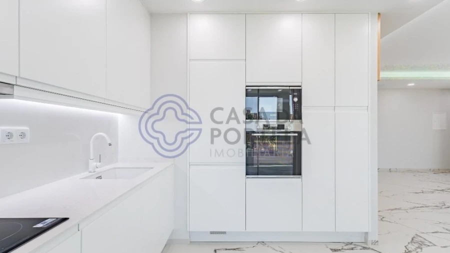 Apartamento T4 para Venda em Lagos (São Sebastião e Santa Maria)