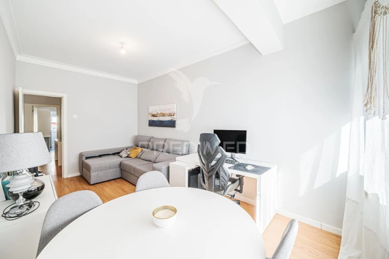 Apartamento T2 para Venda em Queluz e Belas Foto 8