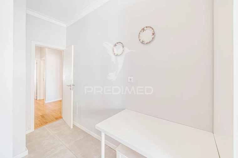 Apartamento T2 para Venda em Queluz e Belas Foto 14