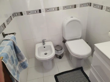 Moradia T4 para Venda em Santo Antonio dos Olivais