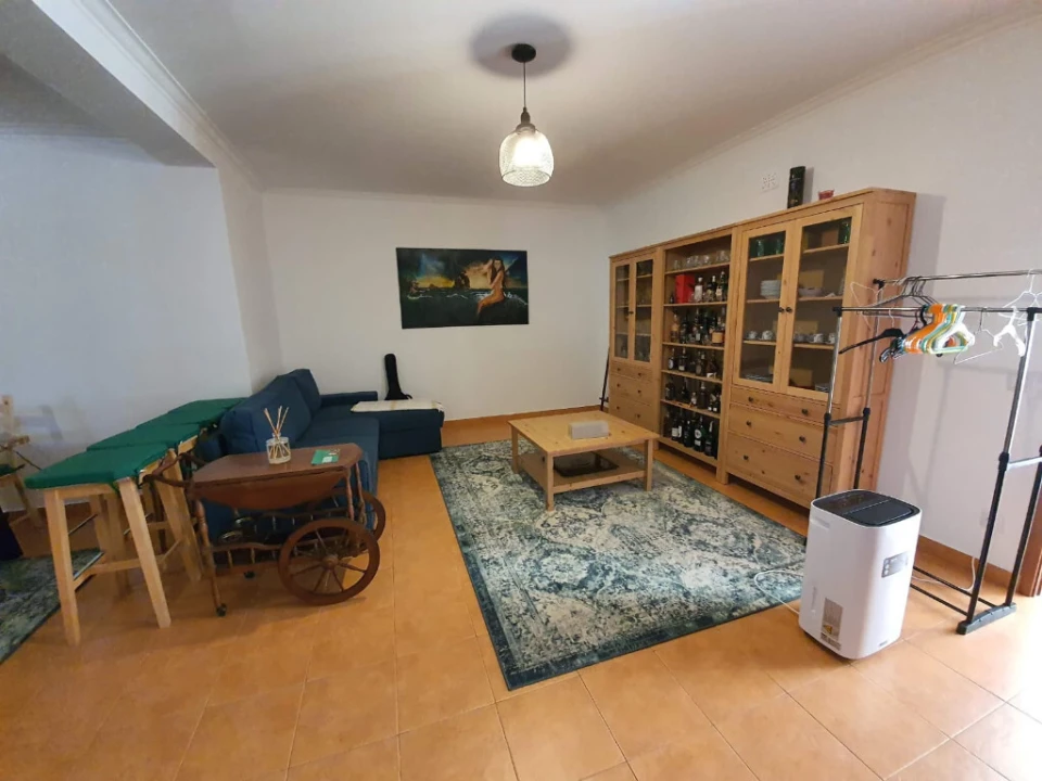 Moradia T4 para Venda em Santo Antonio dos Olivais Foto 20