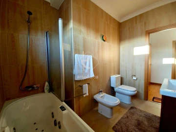 Apartamento T3 para Venda em Ponte da Barca, V.N. Muía, Paço Vedro Magalhães