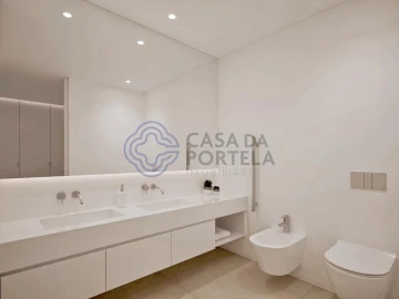 Moradia T4 para Venda em Lagos (São Sebastião e Santa Maria)