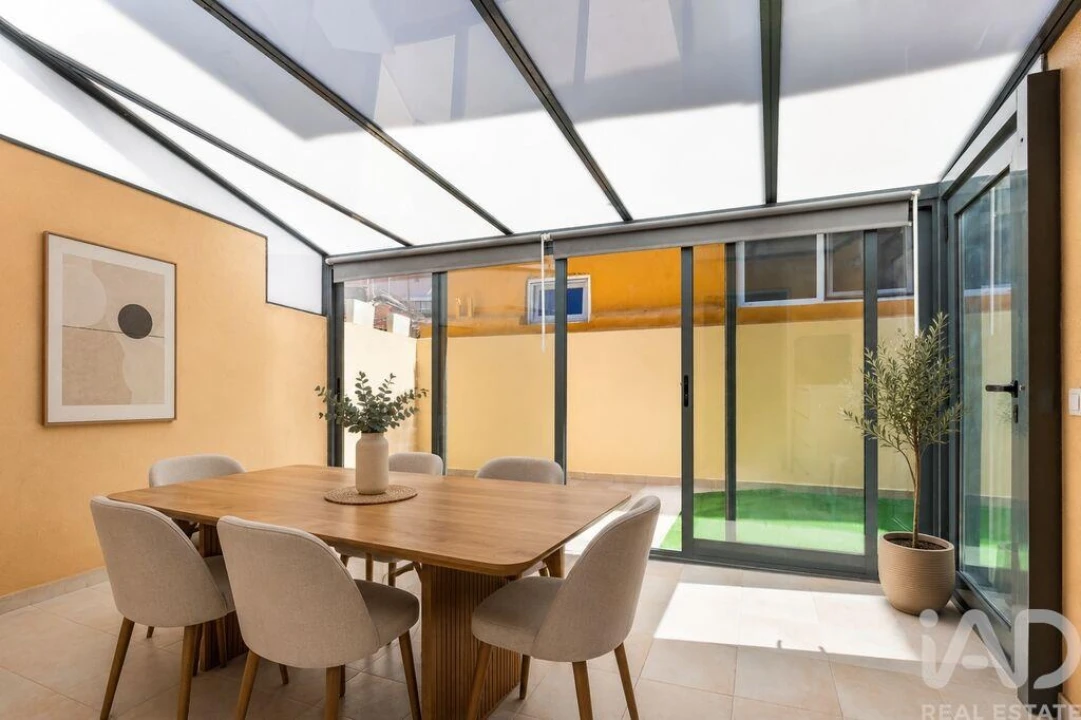 Apartamento T2 para Venda em Campo de Ourique Foto 9