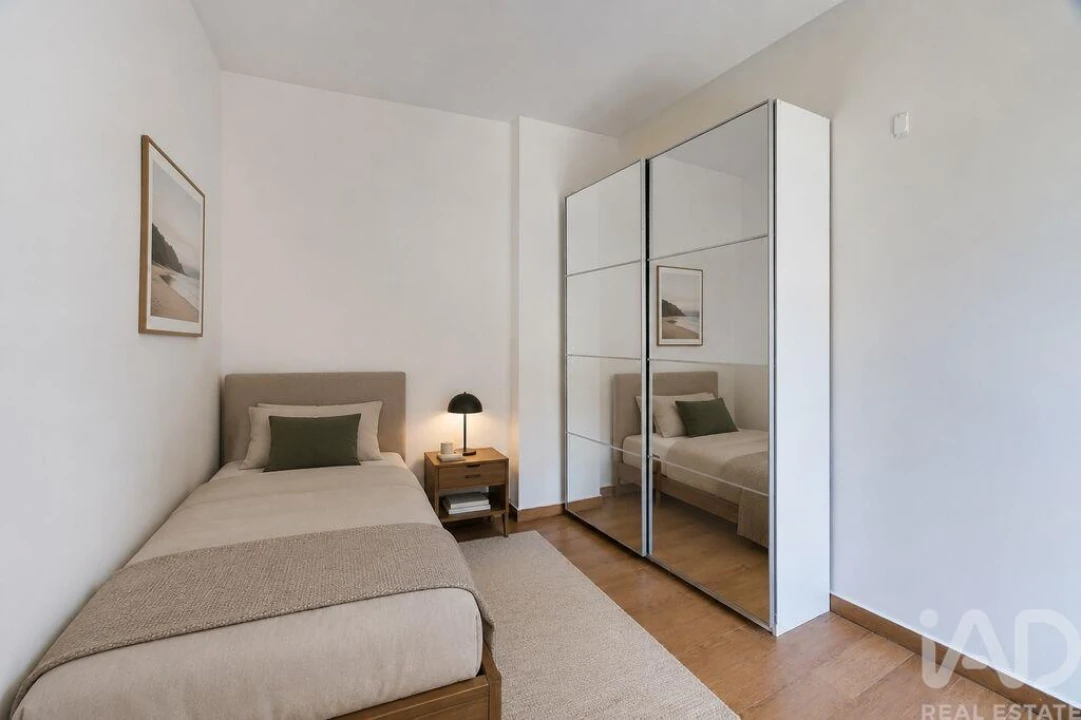 Apartamento T2 para Venda em Campo de Ourique Foto 12