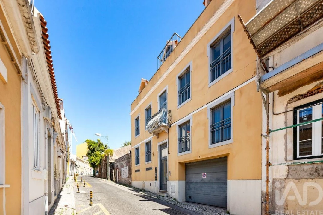 Apartamento T2 para Venda em Campo de Ourique Foto 18