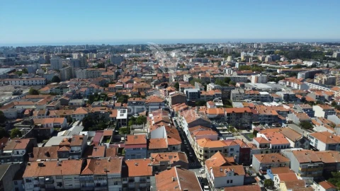 Apartamento T3 para Venda em Cedofeita, Santo Ildefonso, Sé, Miragaia, São Nicolau e Vitória