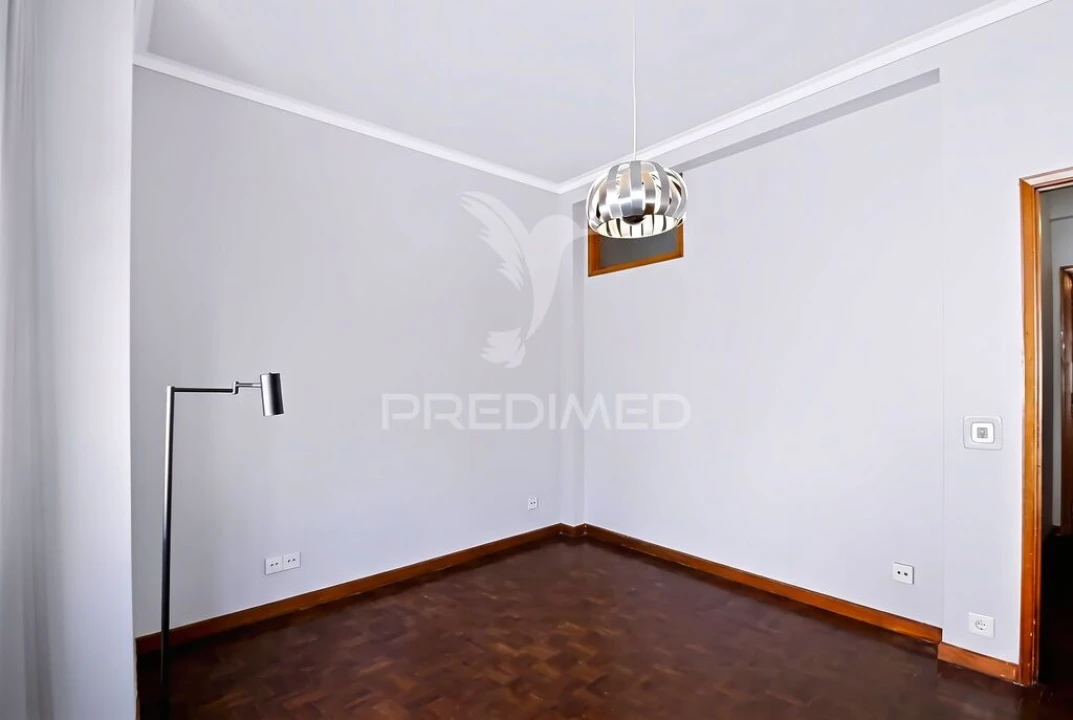 Apartamento T3 para Venda em Cedofeita, Santo Ildefonso, Sé, Miragaia, São Nicolau e Vitória Foto 5