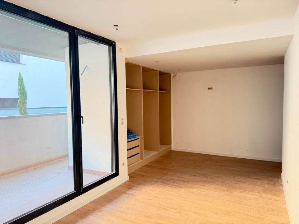 Apartamento T4 para Venda em Rebordões Foto 14