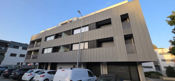 Apartamento T4 para Venda em Rebordões