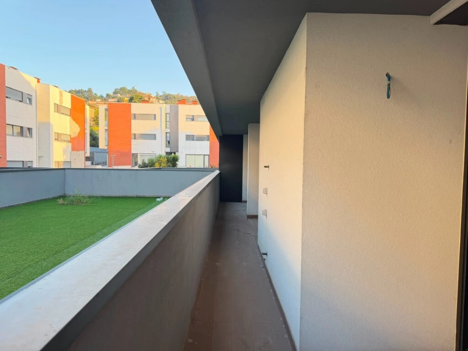 Apartamento T4 para Venda em Rebordões Foto 17
