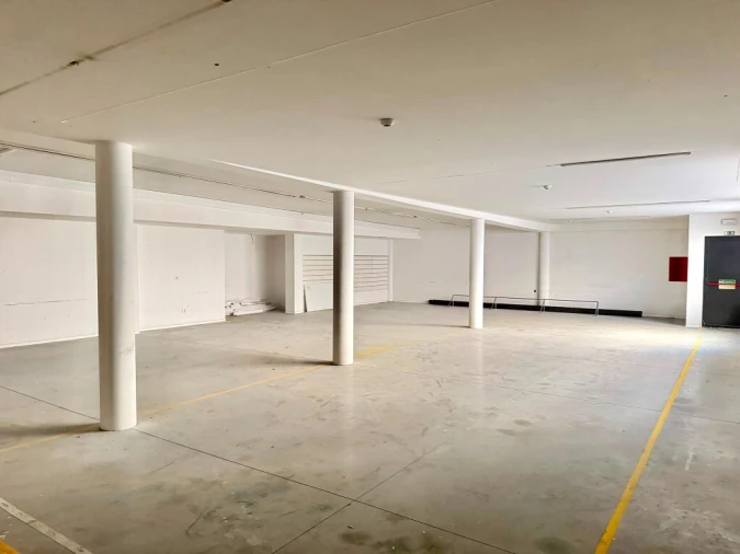 Apartamento T4 para Venda em Rebordões Foto 23
