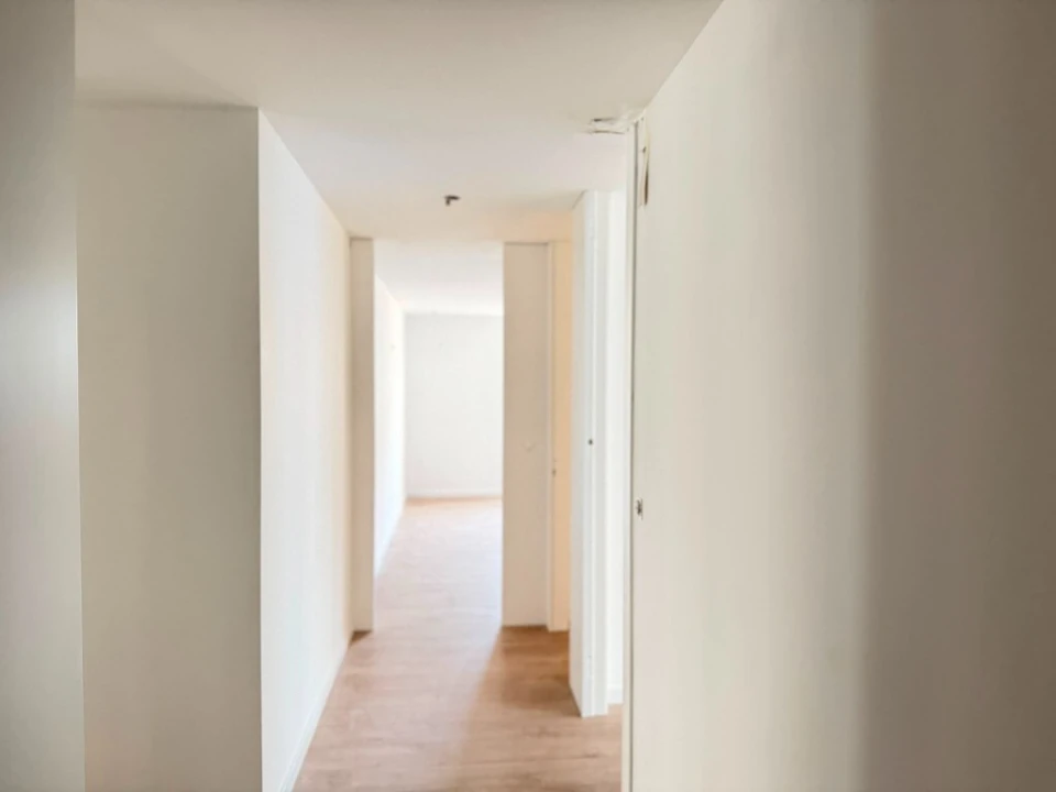Apartamento T4 para Venda em Rebordões Foto 7