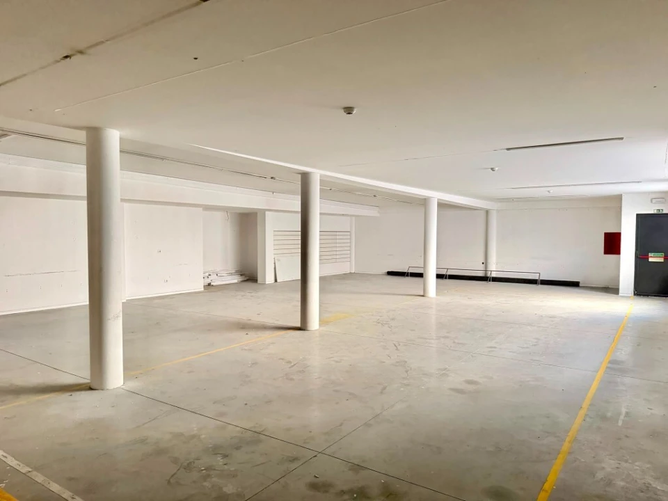 Apartamento T4 para Venda em Rebordões Foto 23