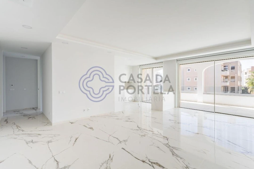 Apartamento T2 para Venda em Lagos (São Sebastião e Santa Maria) Foto 8