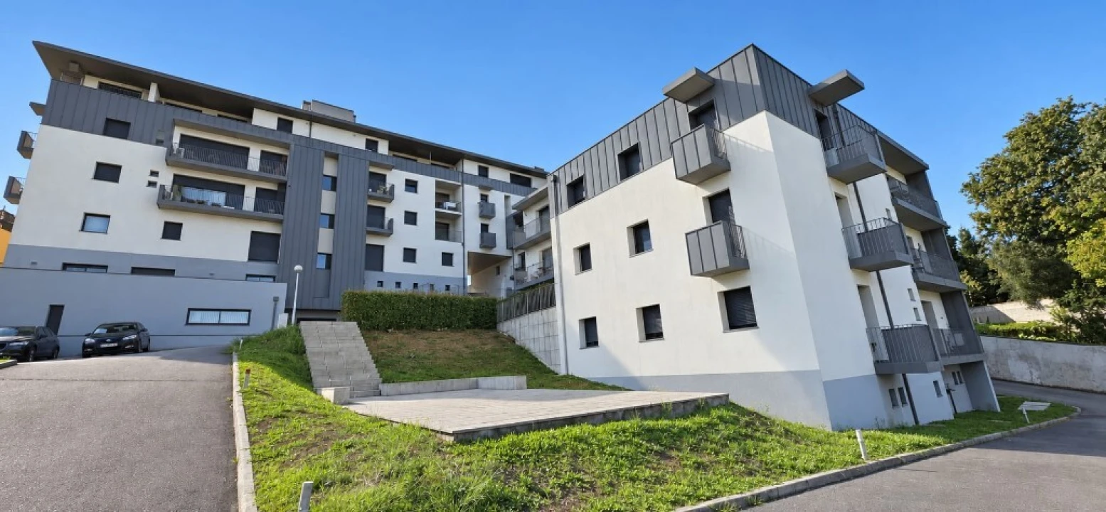Apartamento T3 para Venda em Santo Tirso, Couto (Santa Cristina e São Miguel) e Burgães Foto 1