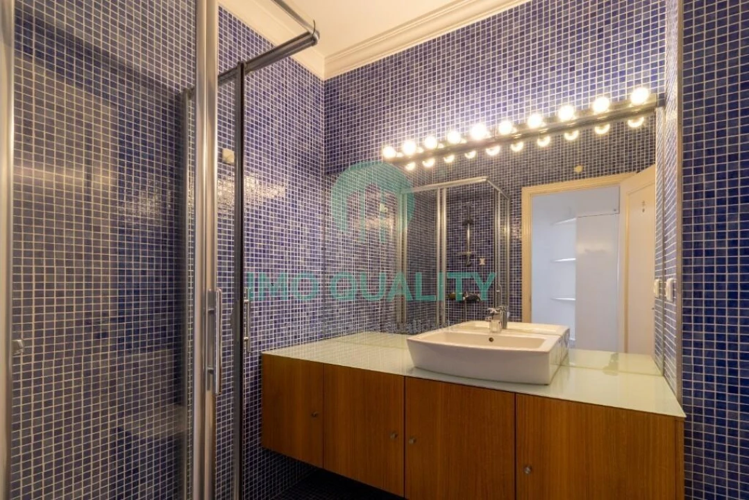 Apartamento T1 para Arrendamento em Lordelo do Ouro e Massarelos Foto 8