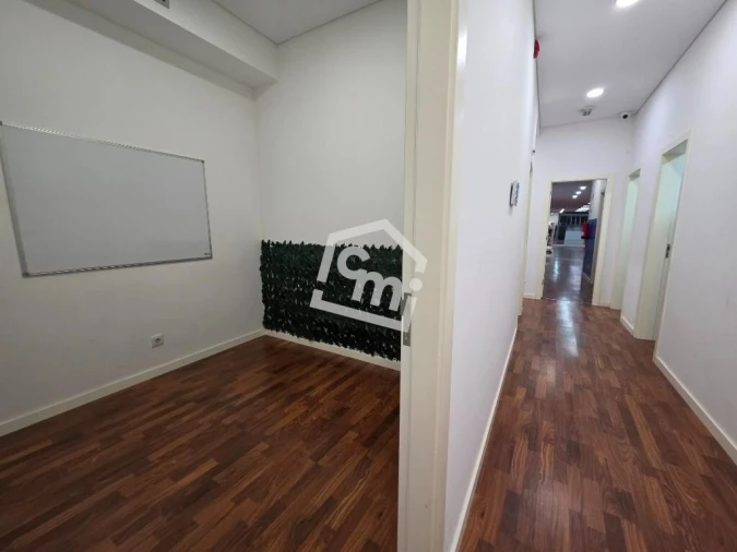Loja para Arrendamento em Matosinhos e Leça da Palmeira Foto 15