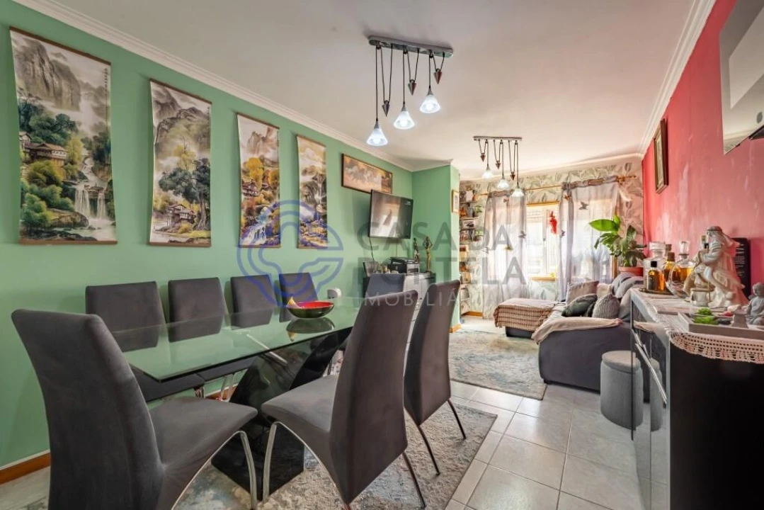 Apartamento T2 para Venda em Mafamude e Vilar do Paraíso Foto 1