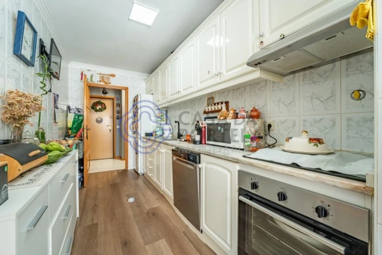 Apartamento T2 para Venda em Mafamude e Vilar do Paraíso Foto 13