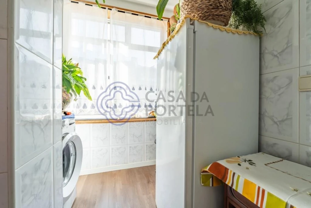 Apartamento T2 para Venda em Mafamude e Vilar do Paraíso Foto 12