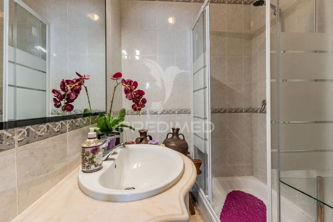 Apartamento T3 para Venda em Estômbar e Parchal Foto 9