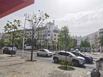Apartamento T3 para Venda em Almada, Cova da Piedade, Pragal e Cacilhas