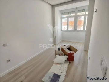 Apartamento T3 para Venda em Almada, Cova da Piedade, Pragal e Cacilhas