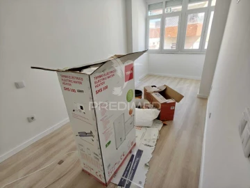 Apartamento T3 para Venda em Almada, Cova da Piedade, Pragal e Cacilhas