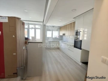 Apartamento T3 para Venda em Almada, Cova da Piedade, Pragal e Cacilhas