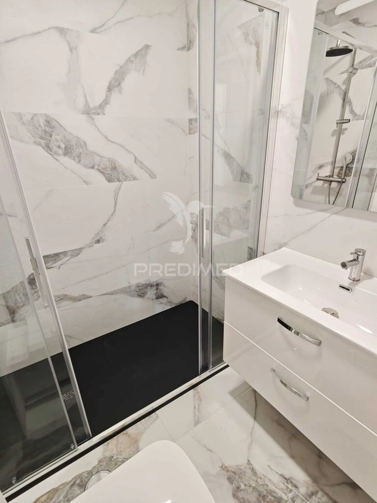 Apartamento T3 para Venda em Almada, Cova da Piedade, Pragal e Cacilhas Foto 3